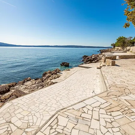 Algor 2 Steps From The Sea * Novi Vinodolski