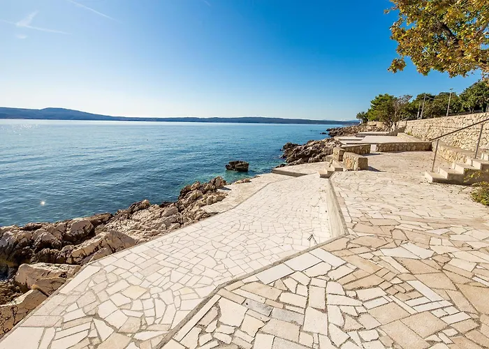 Algor 2 Steps From The Sea * Novi Vinodolski